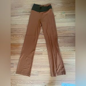 NWOT lululemon Throwback Astro pants